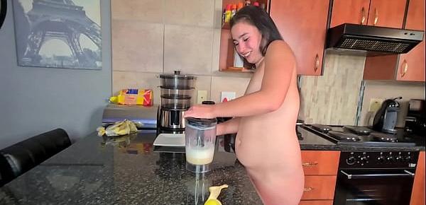  Swallowing a delicious pee and fruit shake after giving a cock a sloppy blowjob | deepthroat